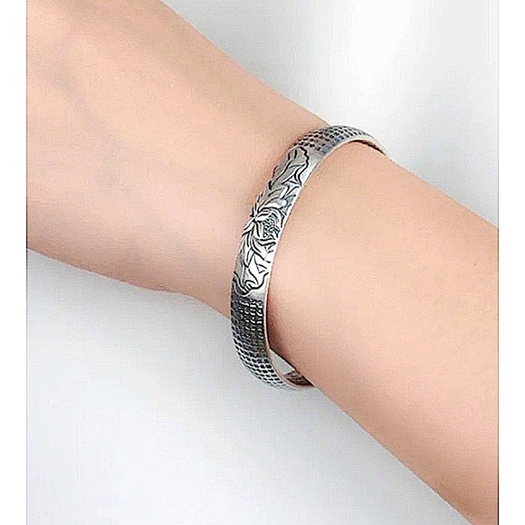 Unisex‎ Lotus Heart Sutra 999 Silver Cuff Bracelet, Size Adjustable - Picture 6 of 12